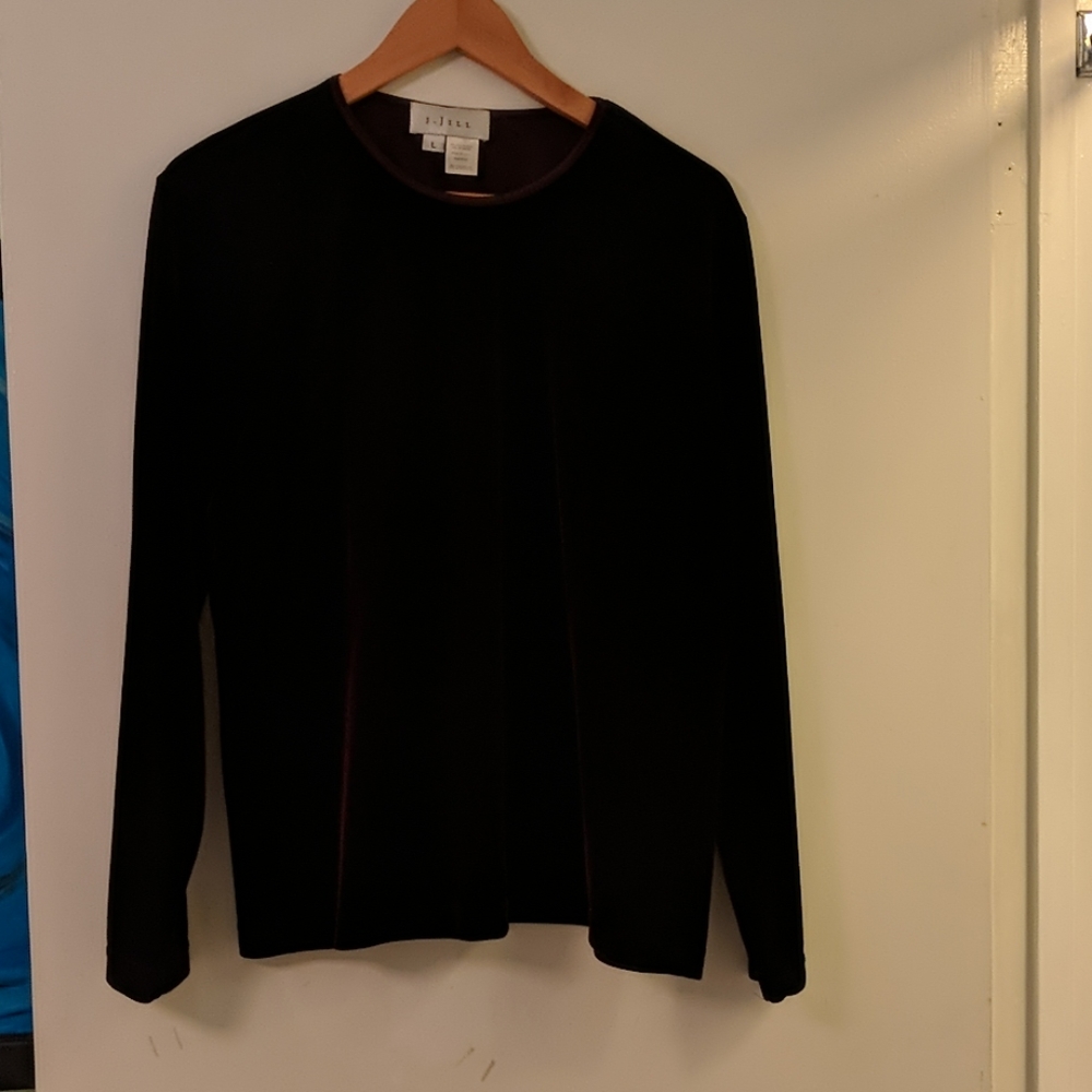Long sleeve velvet top
